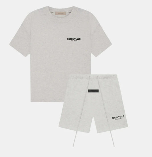 Light oatmeal essentials short set