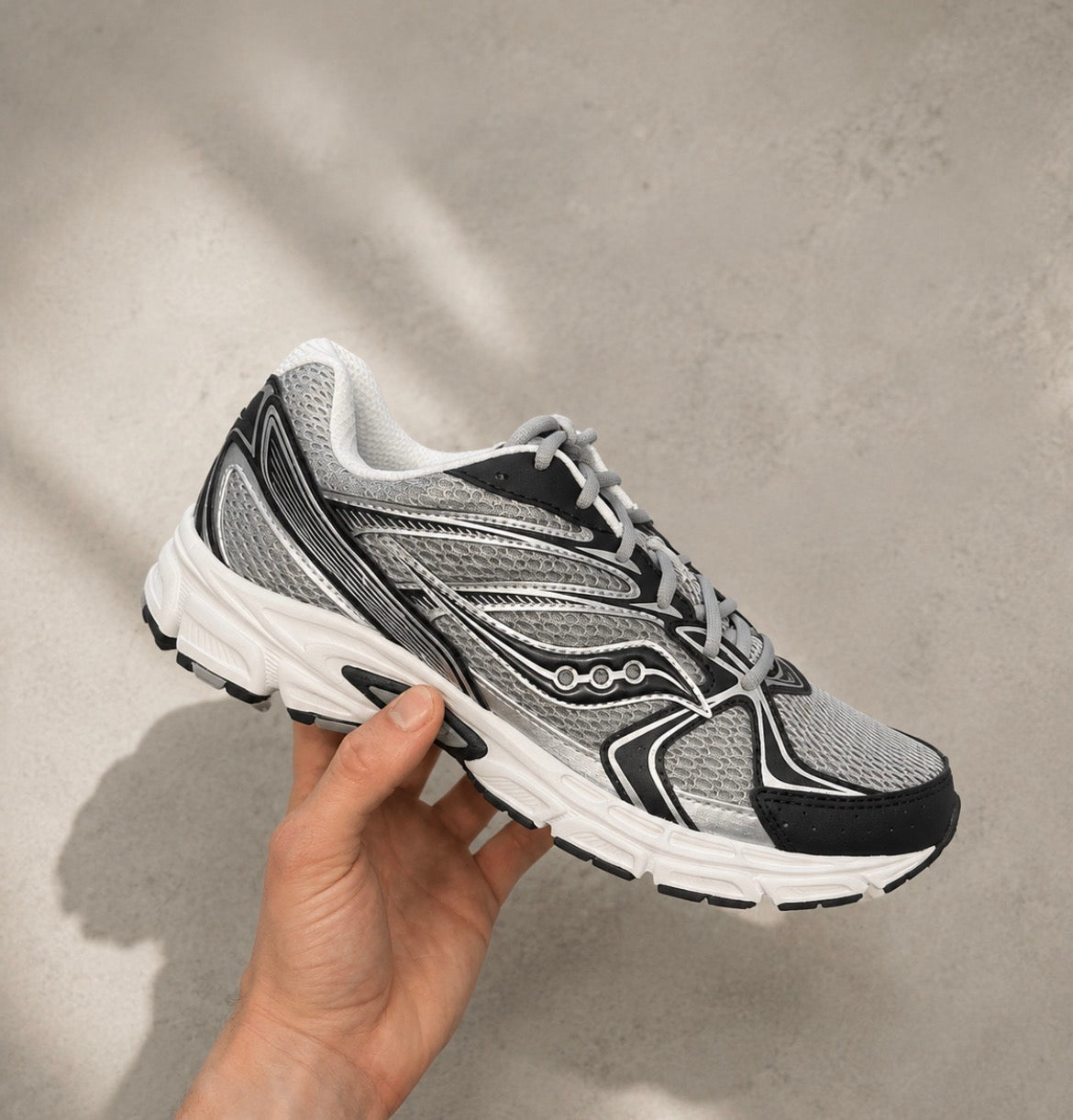 Saucony Ride Millennium – Grey/Black