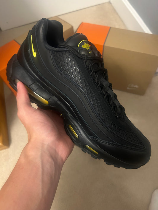 Corteiz 95s honey black