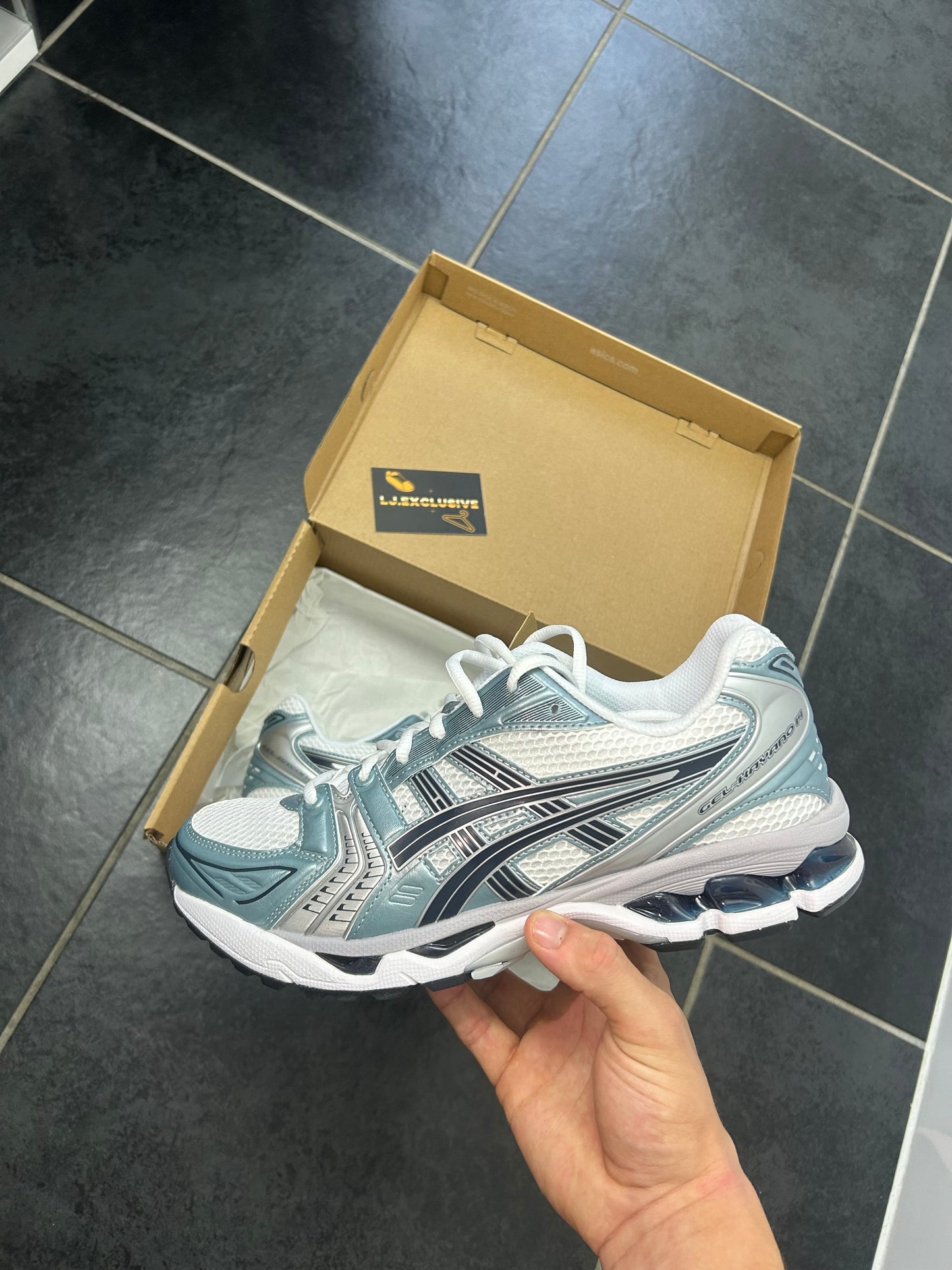 £2 raffle to win these ASICS gel Kayano 14s (fjord)
